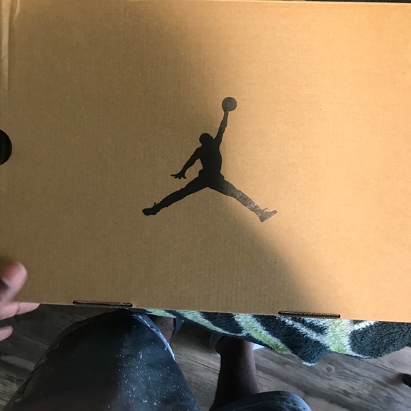 Retro 12 reverse flu games